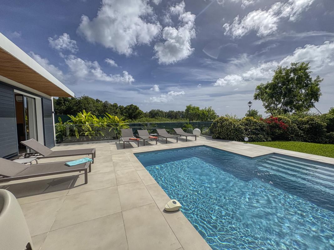 7.Location villa piscine Saint François Guadeloupe_piscine